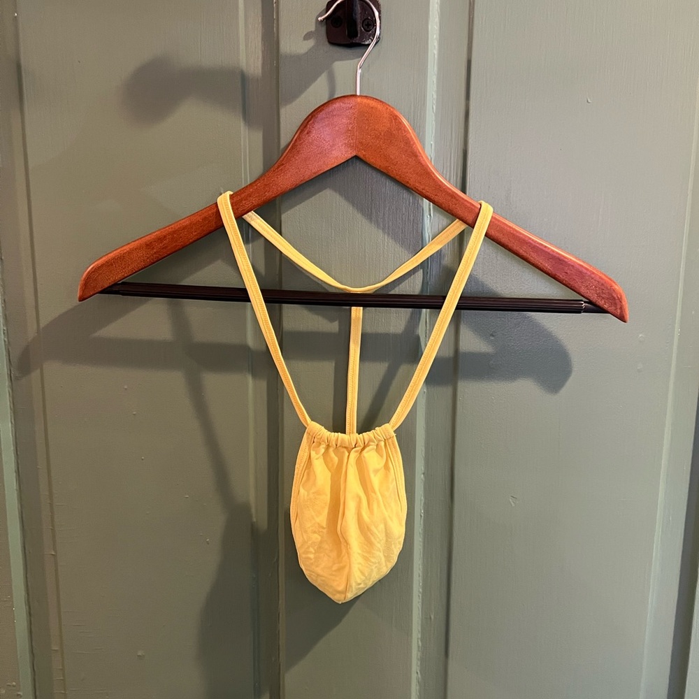 Candyman yellow pouch thong - size XL